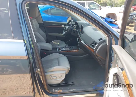 2018 Audi Q5 2.0T Premium/2.0T Tech Premium из США, поврежденный, VIN WA1BNAFY1J2053190